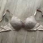 H&M koronkowy biustonosz wzór w kwiaty push up 75c nude