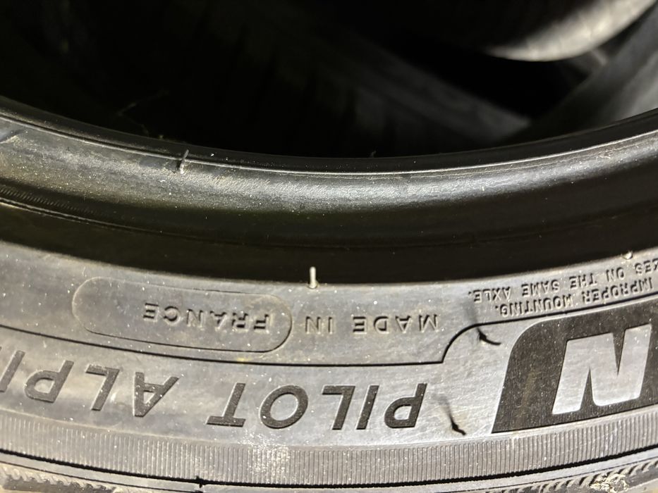 Шини зимові R19 235/45 Michelin 2шт.(ціна за скат)2019рік