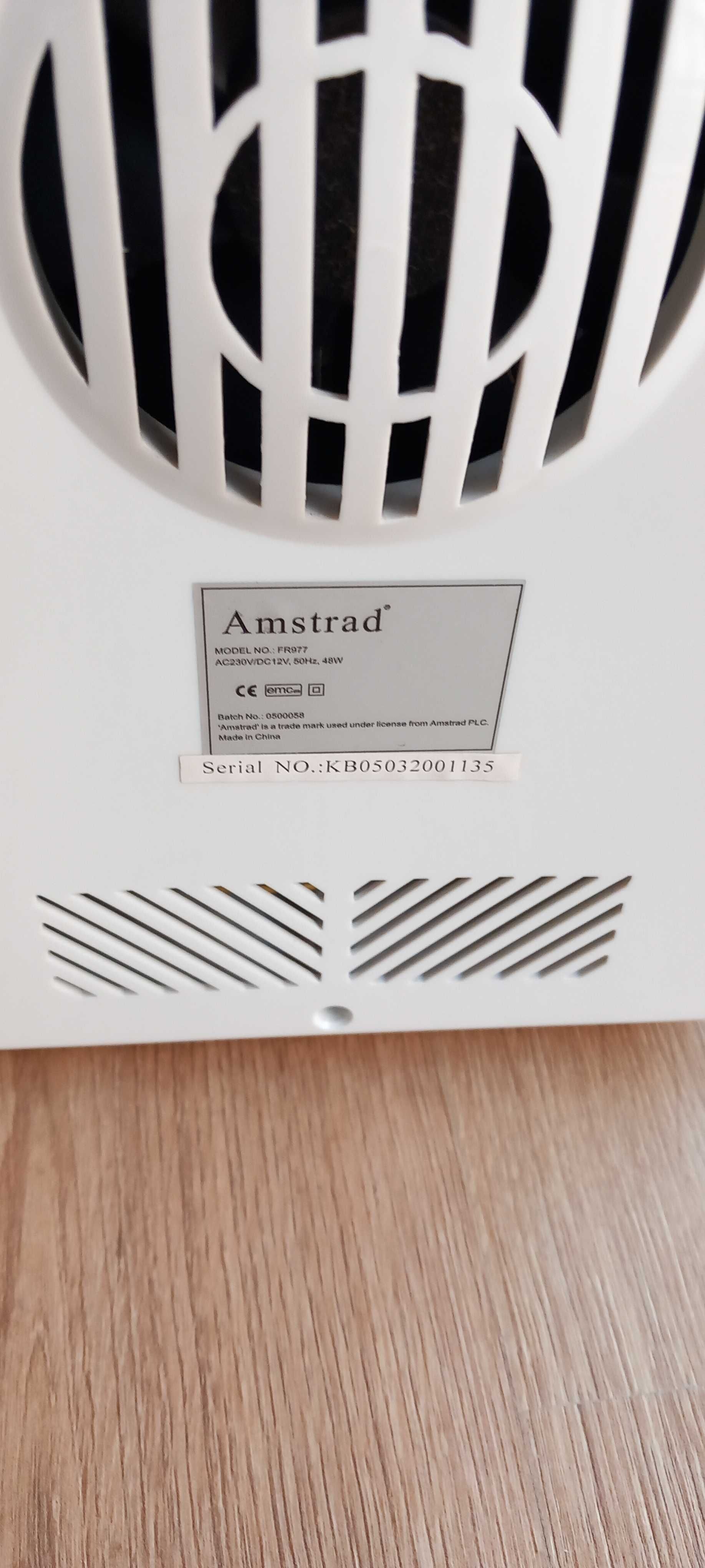 Mini frigorífico/ aquecedor capacidade 4 L como novo