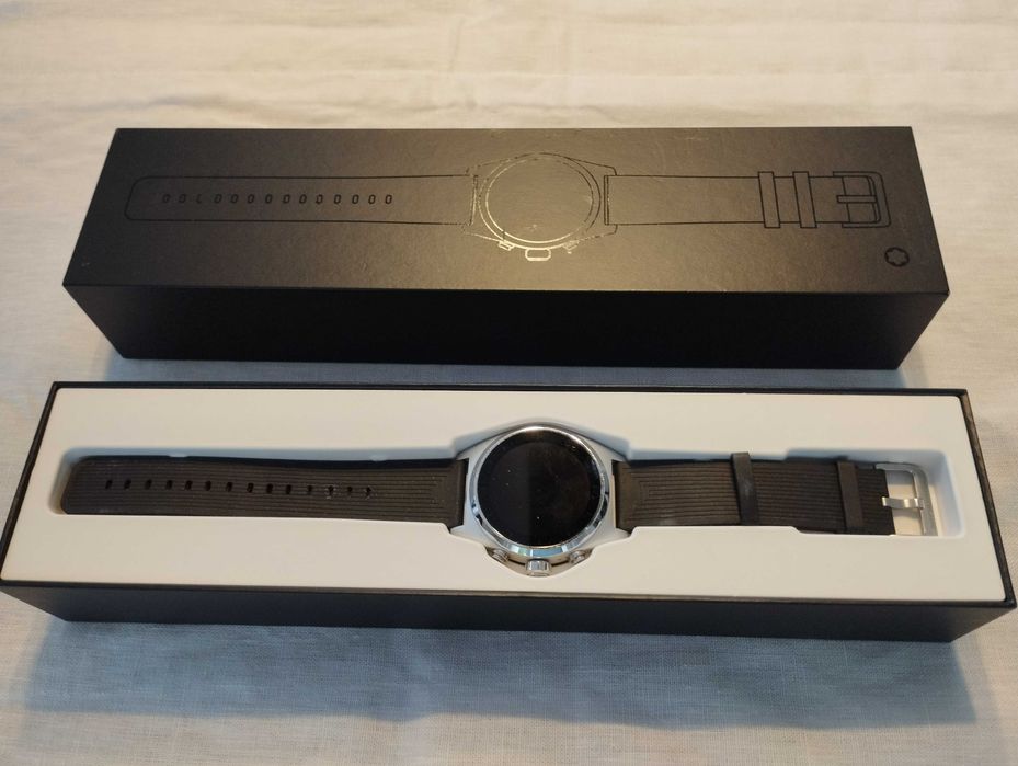 De Luxo Smartwatch Montblanc Summit Lite