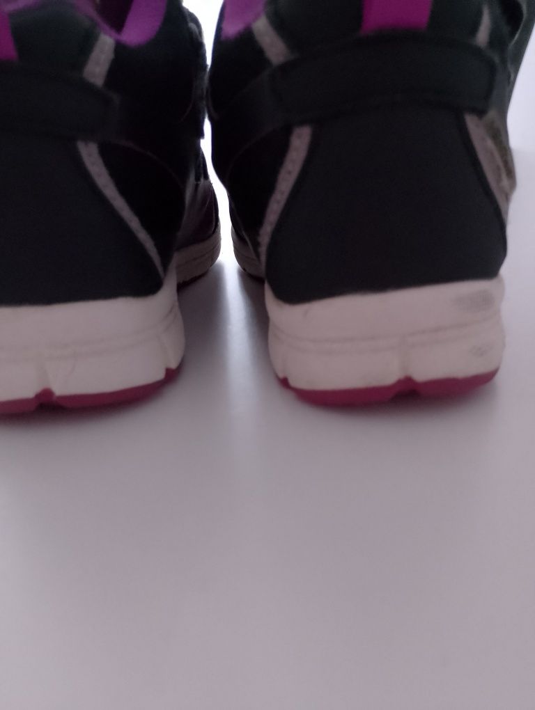 Adiday firmy Pax rozmiar 26