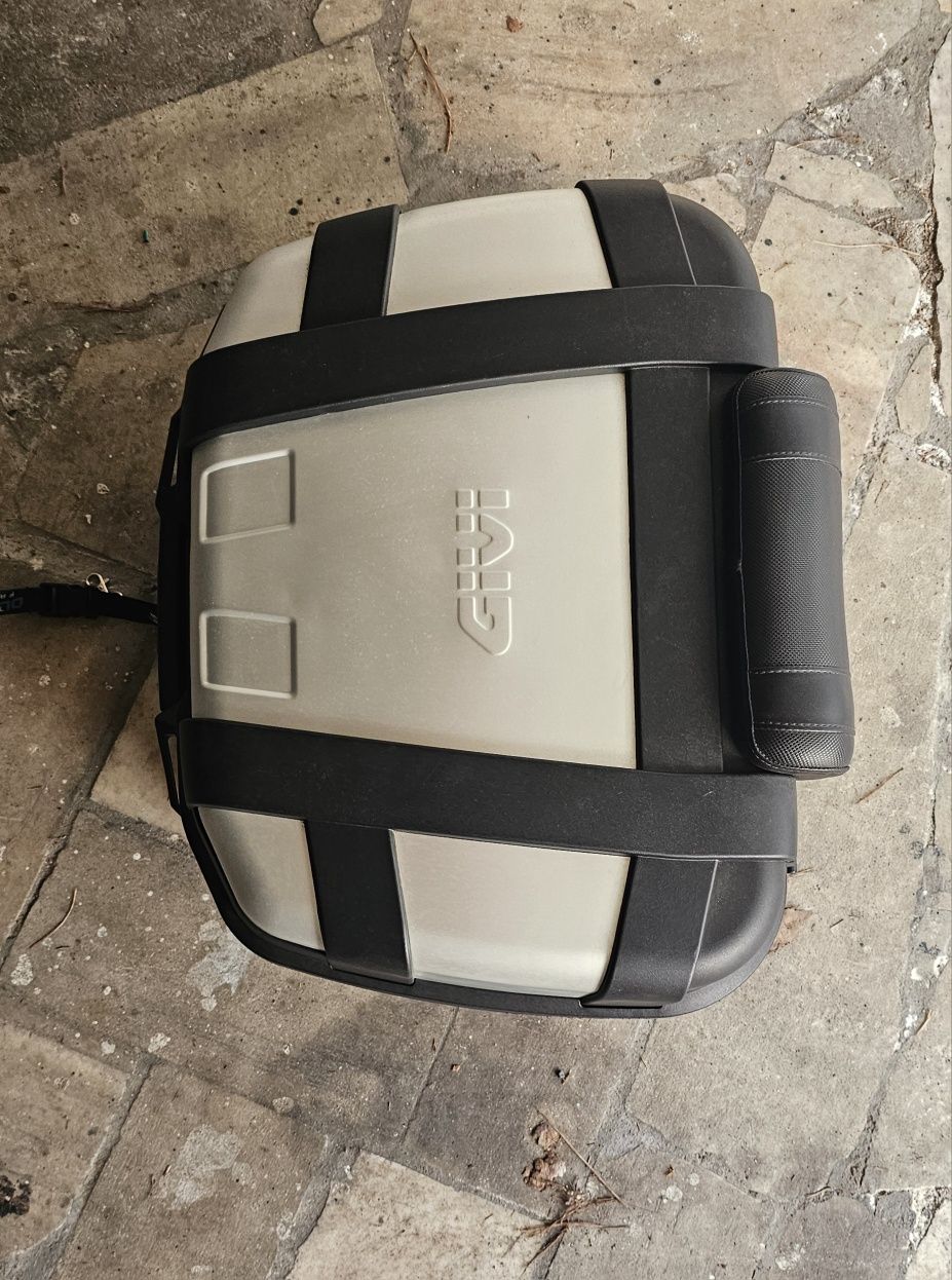 Top case Givi TRK52N e base para Honda Crosstourer