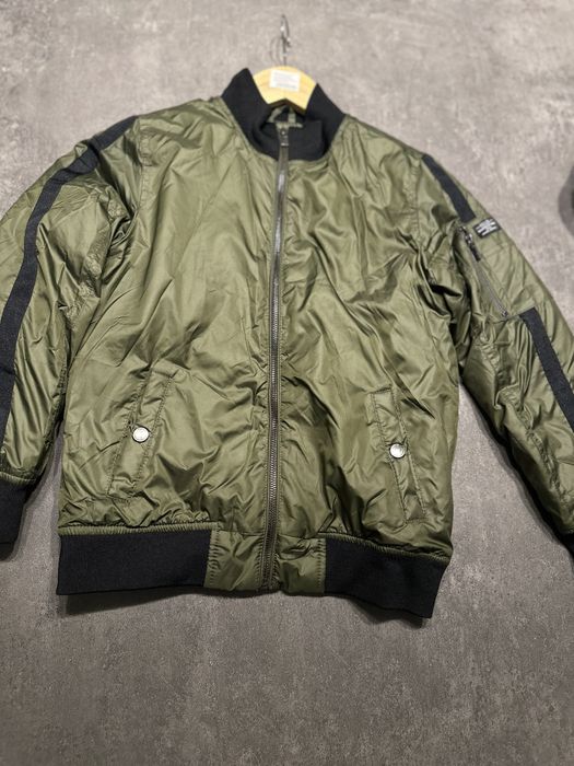 Продам курточку бомпер Zara 9 лет(134)