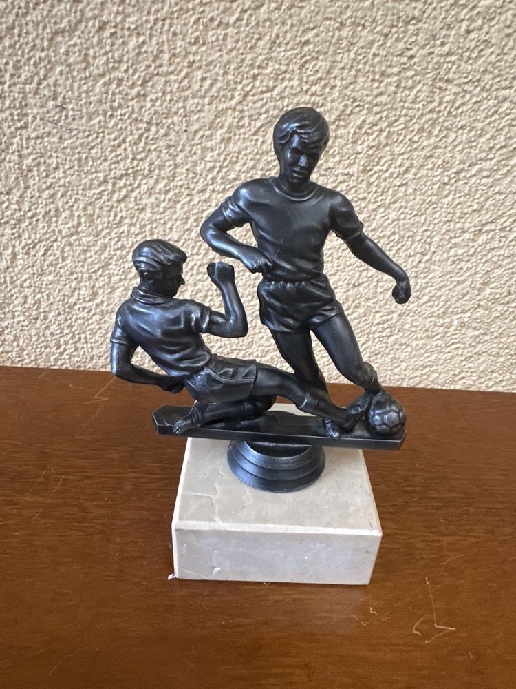 Puchary sportowe pilkarskie z 1993 r