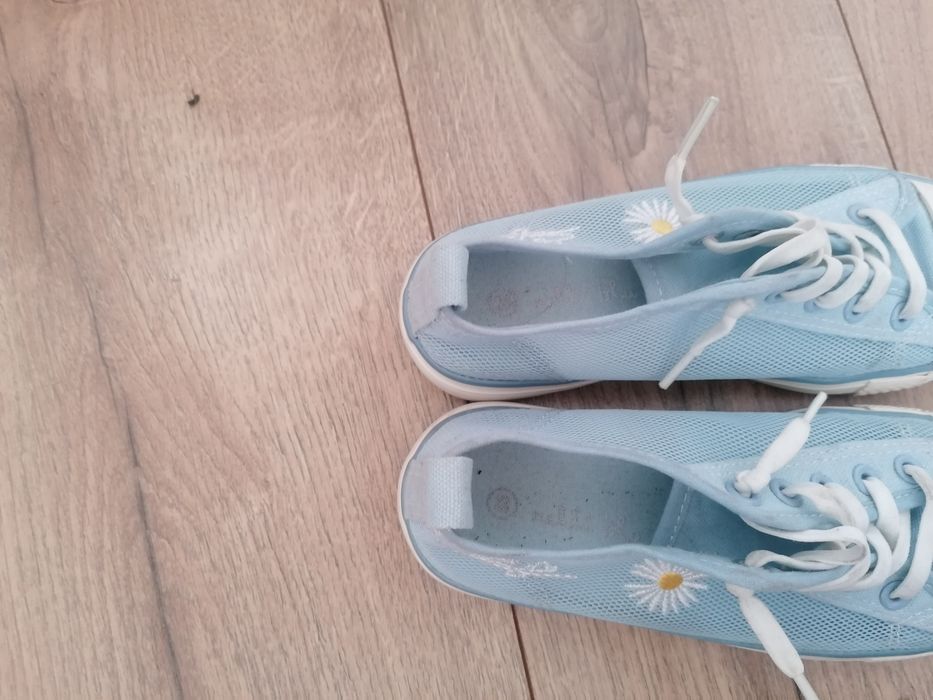 Buty sportowe trampki wf rozm 33