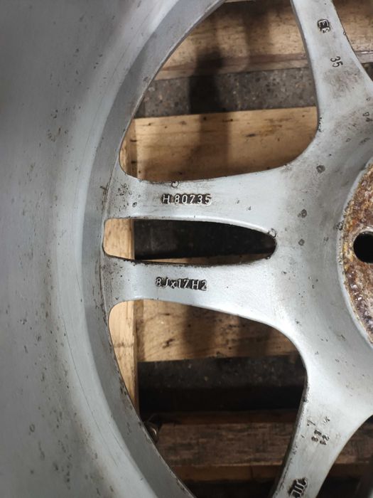 Felgi alu Borbet 8Jx17H2 ET35 5x112 17 cali 2 szt. retro style