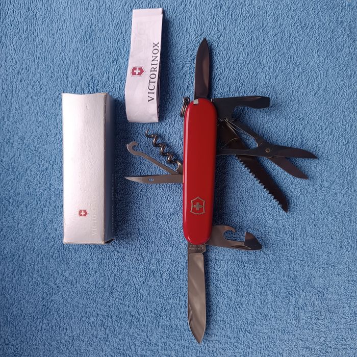 Victorinox Huntsman