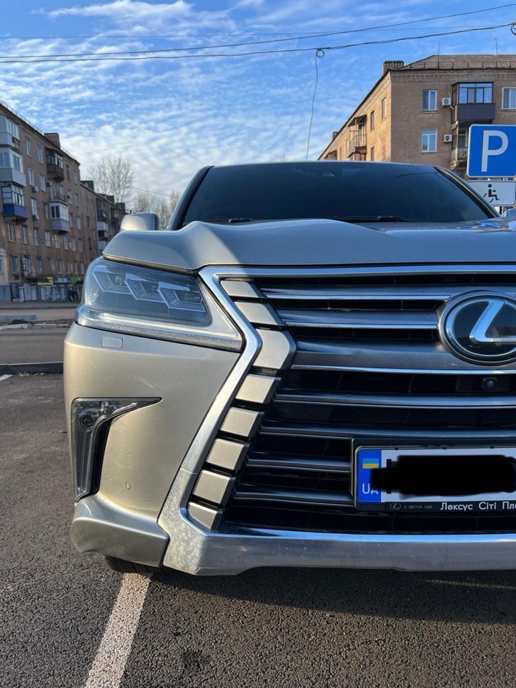 Продам Lexus LX 450