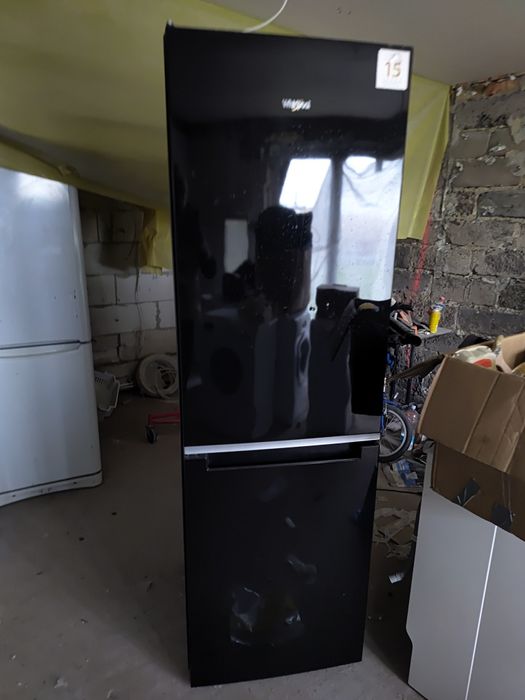 Czarna lodowka no frost