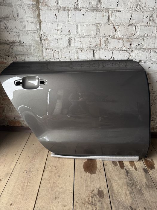 Двері передні/задні, пороги, решітка радіатора Audi A7 оригінал