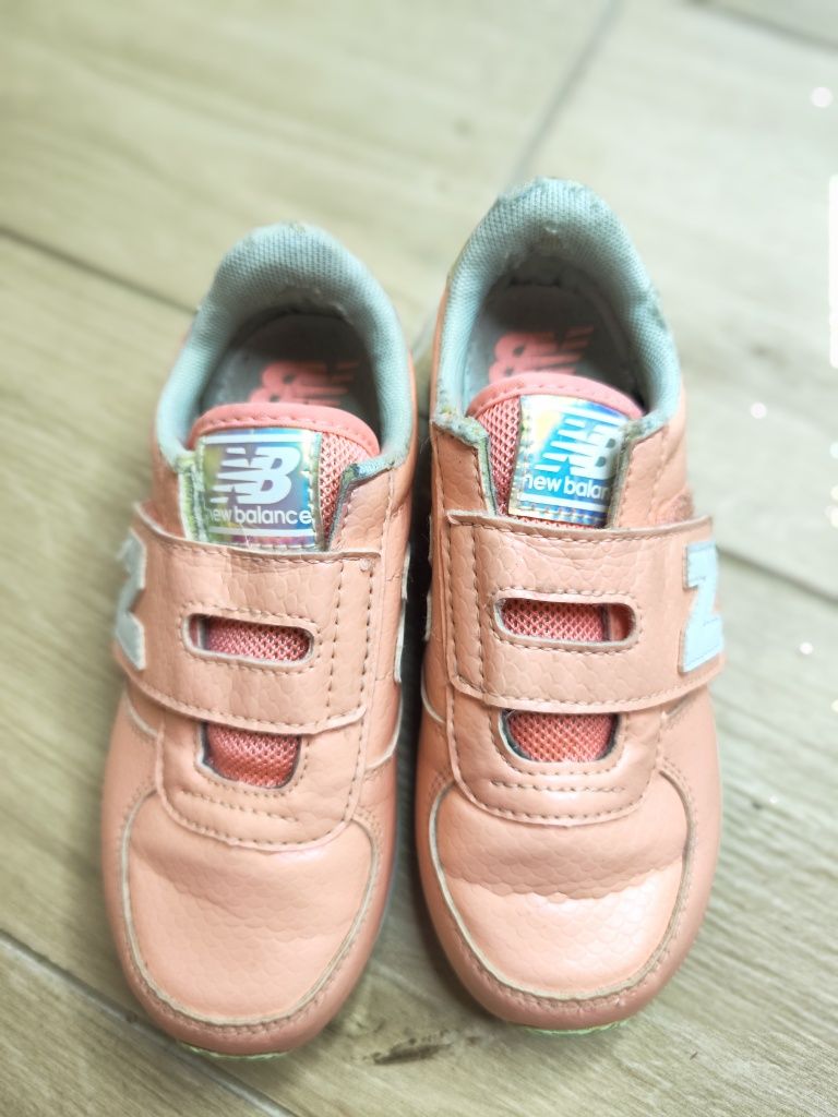 Кросівки для дівчинки New Balance 29 рр