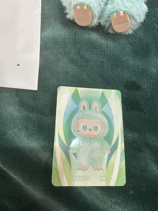 Labubu pop mart biginto energy