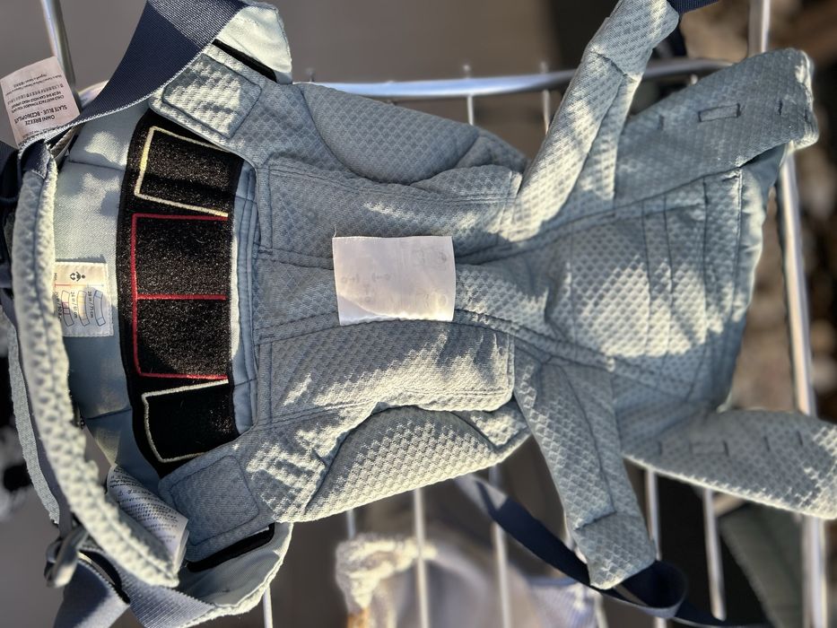 Ergobaby omni breeze