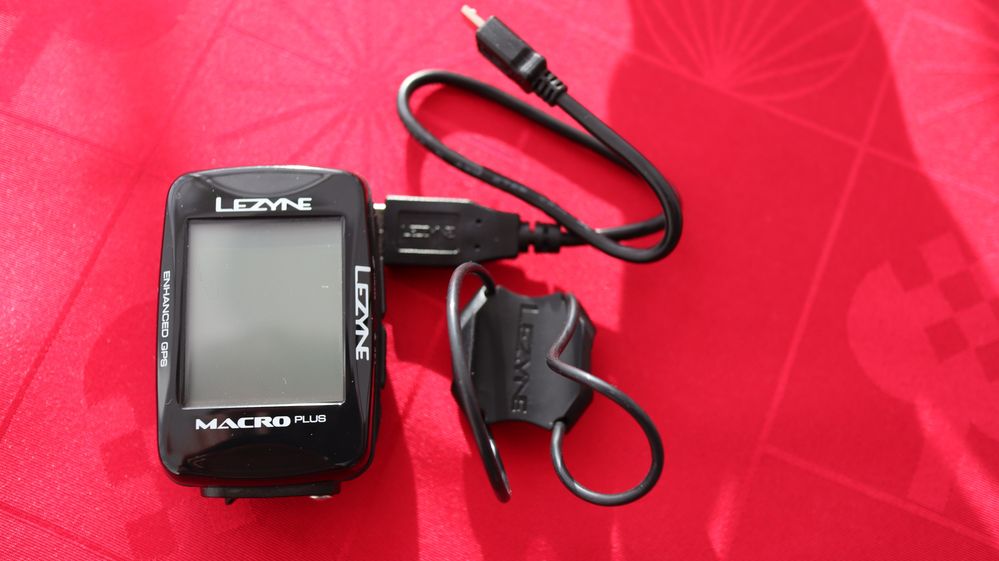 Lezyne macro plus gps