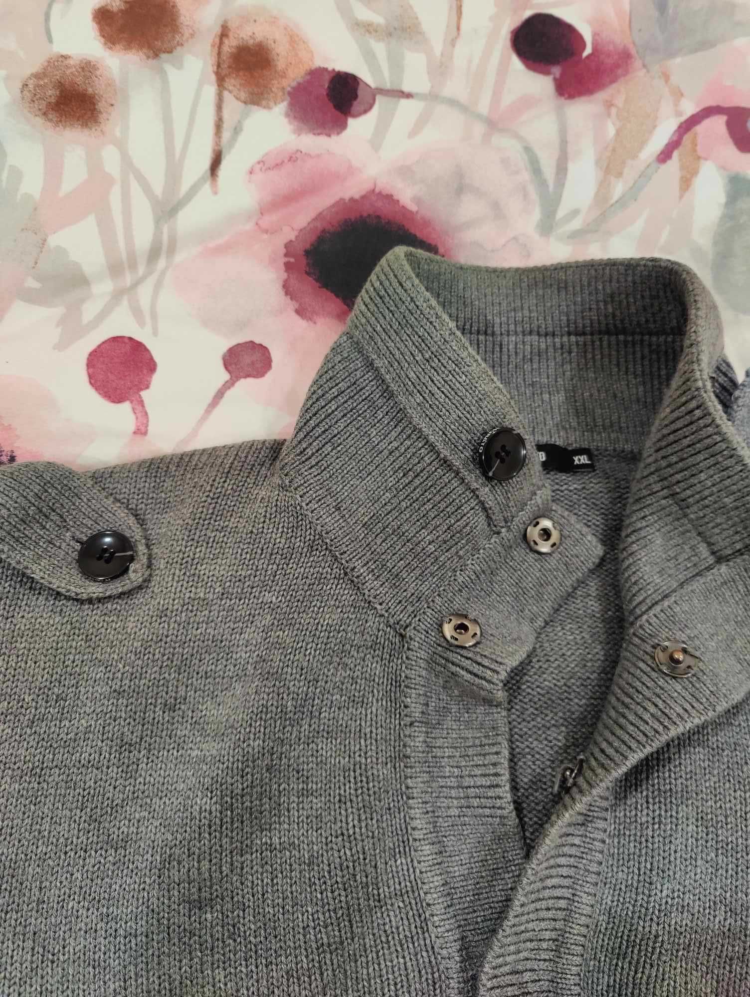 Camisola cinzenta Antony Morato tam. XL em bom estado