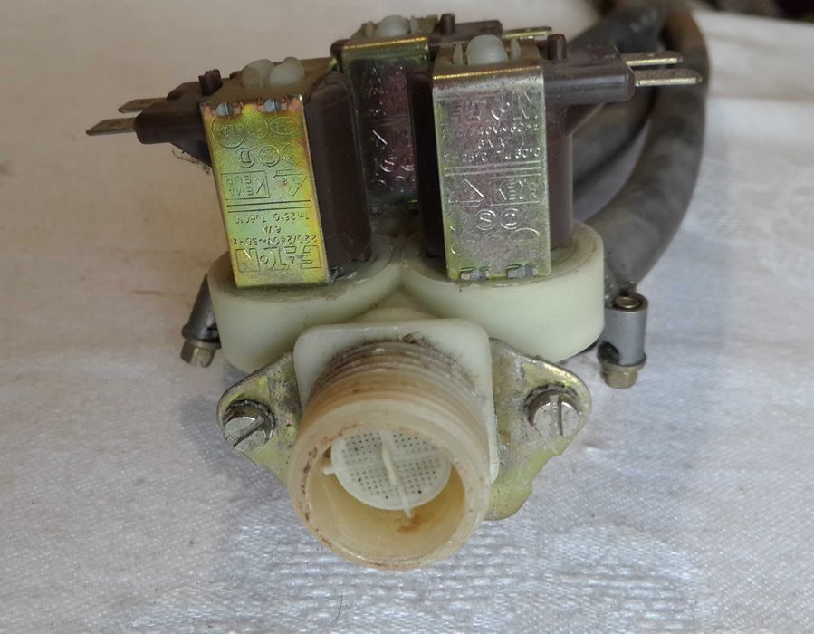 Запчасти от стиральной машинки Privileg Compakt 1010