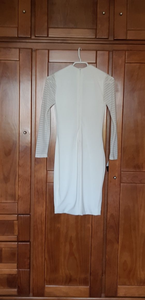 Vestido branco perola AQ/AQ