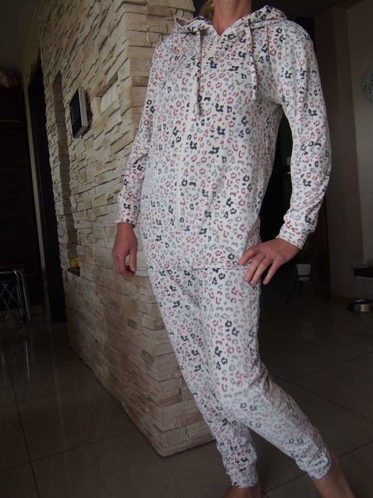 Pajac piżama 160/164 cm lub S