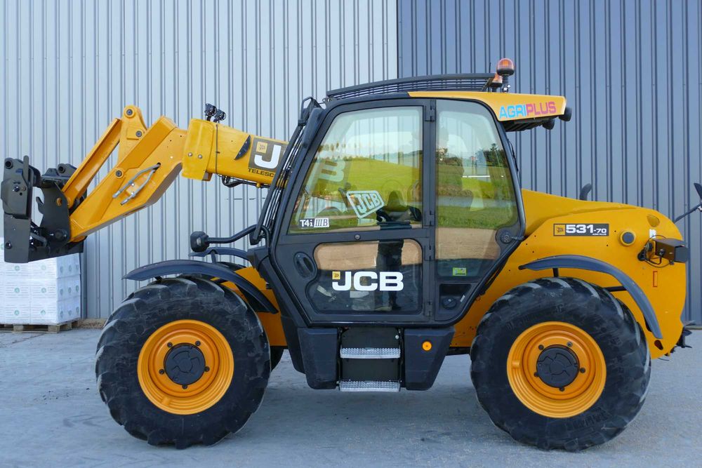 ładowarka teleskopowa jcb 531 70 agri plus