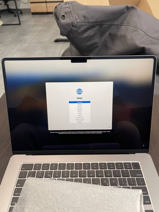 Продам Новий Macbook Air 15 512 gb не активований