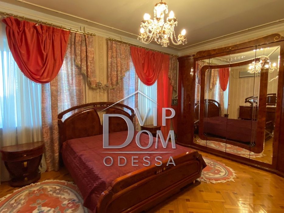 Французский бульвар, Дунаева’.Ключи