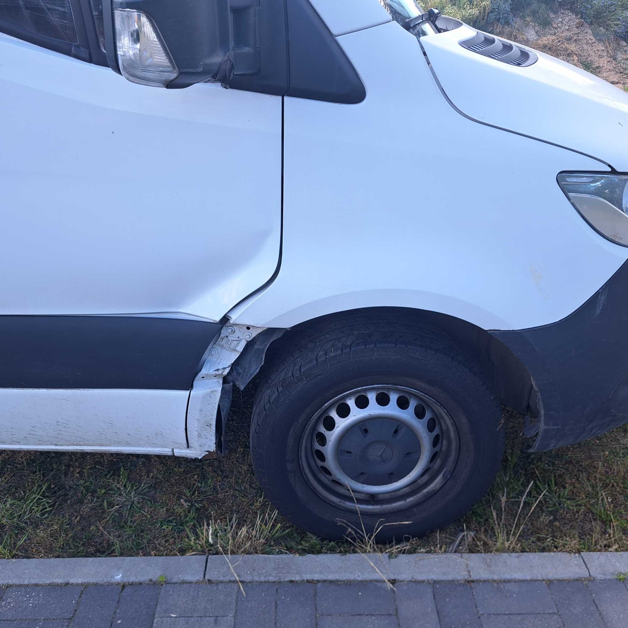 Mercedas-Benz sprinter 314 kontener izoterma W907 faktura Vat