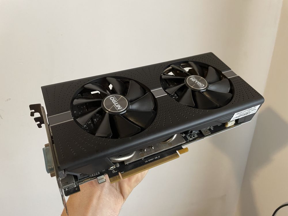 Komputer Stacjonarny do gier Intel/Sapphire/hyperX