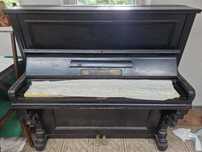 Pianino F.G EHERLICH Berlin