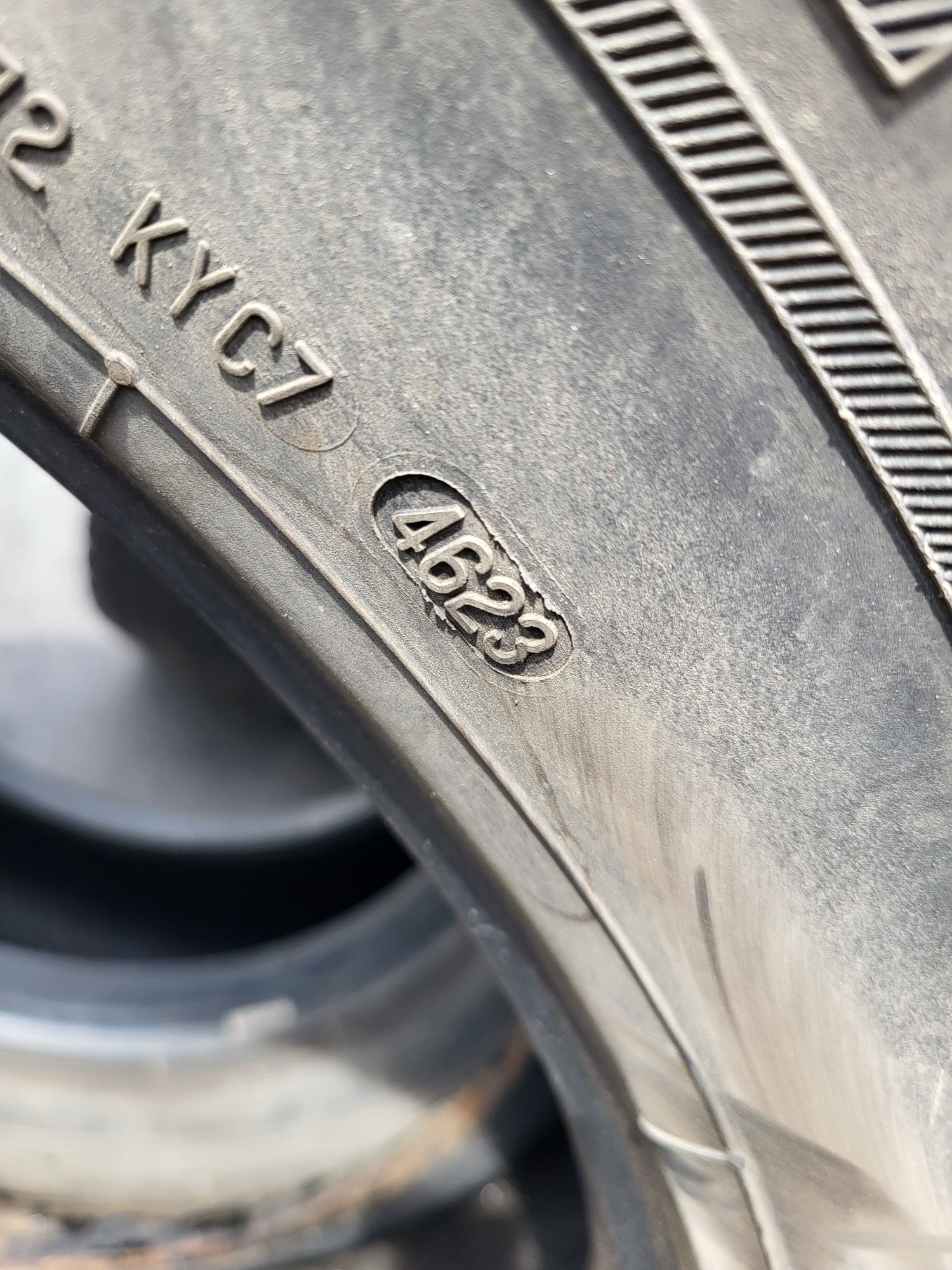 Продам шины б.у 315/80R22.5