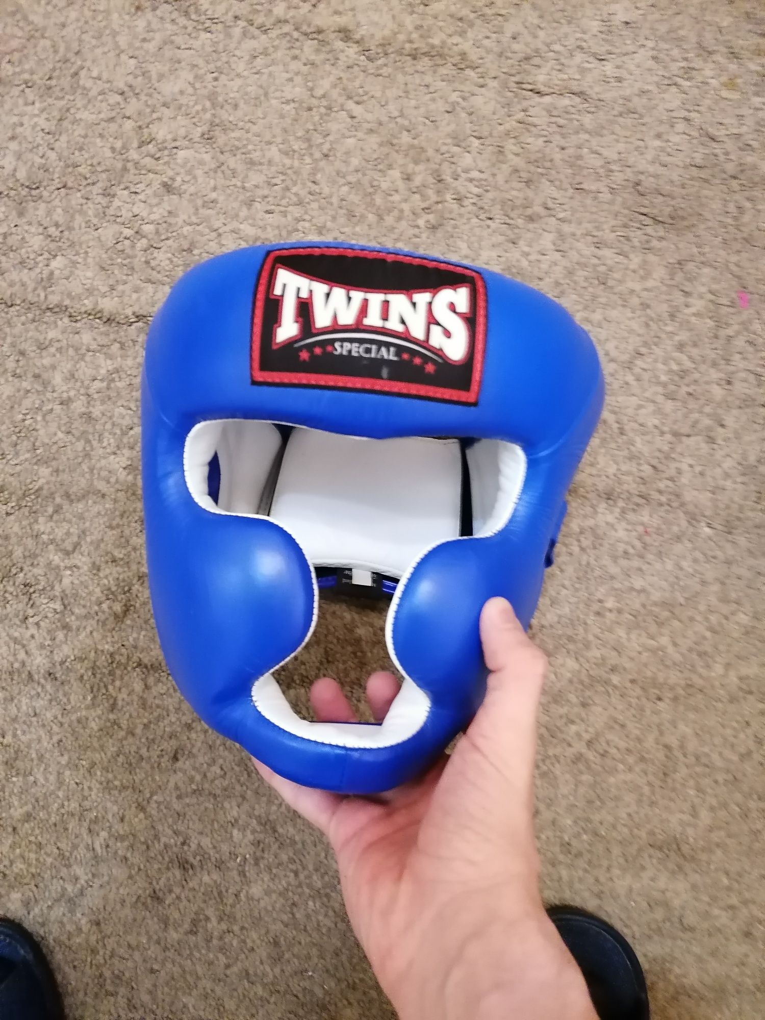 шлем для бокса twins