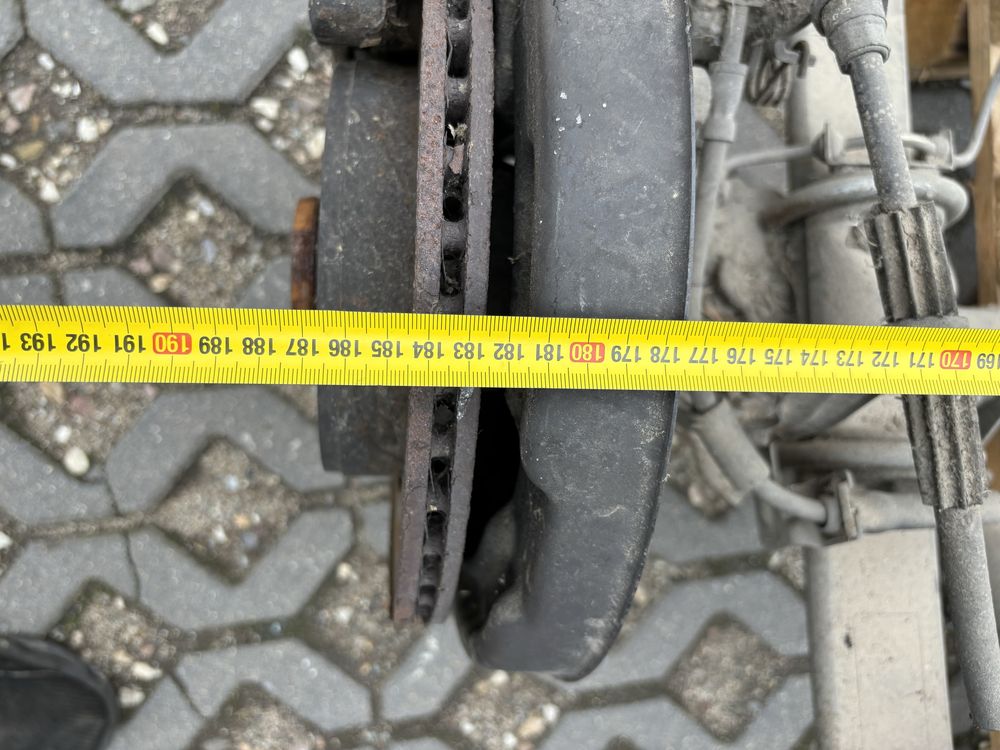 VW Crafte 2n0 oś belka tył resor resory przyczepka