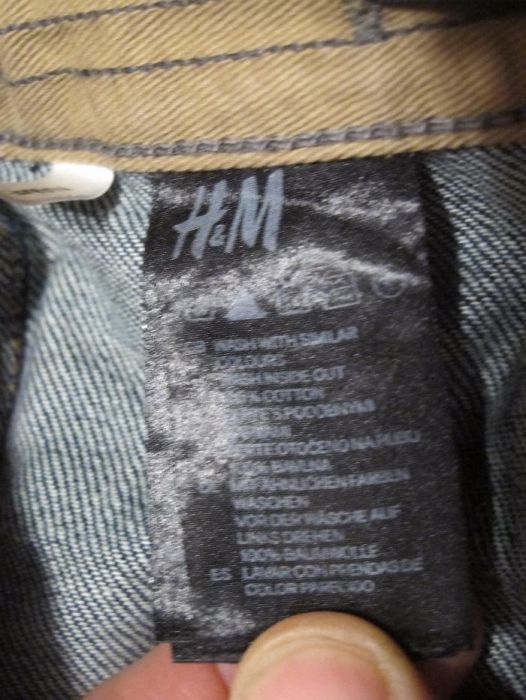 Стильные плотные подростковые джинсы темно-голубого цвета H&M. Швеция.