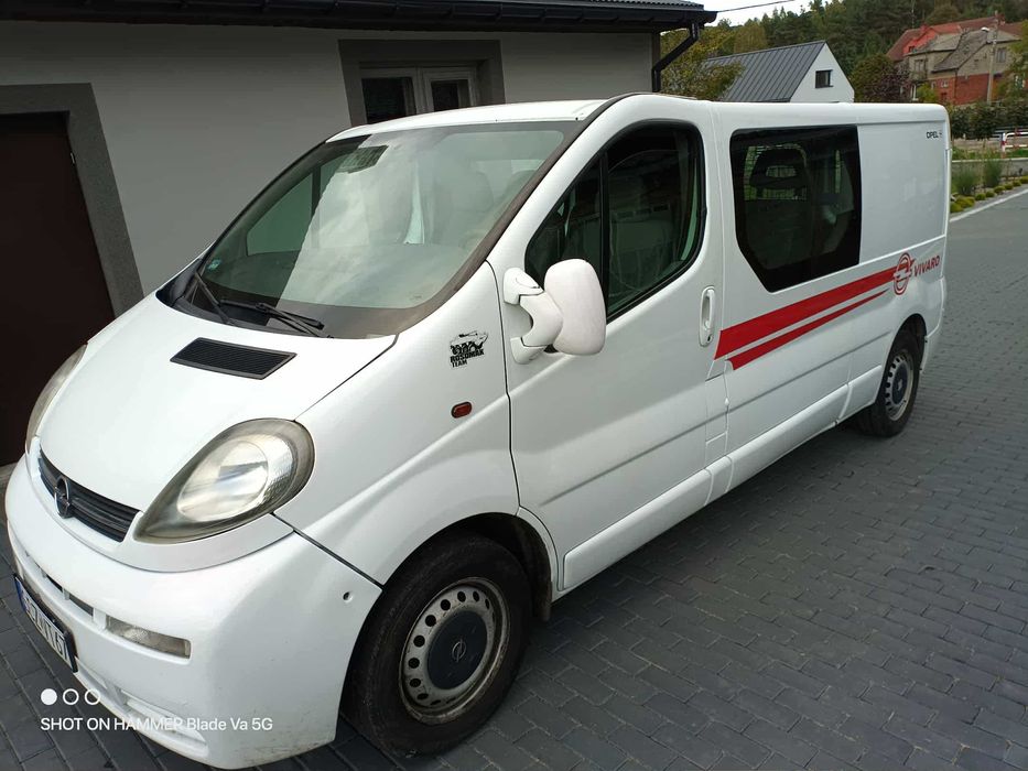 Opel Vivaro 1.9dti Diesel osobowy 6 osób long brygadowka