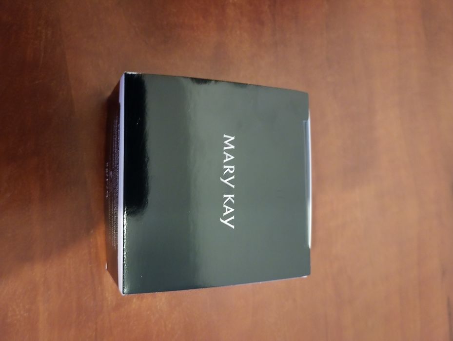 Puder jedwabisty Mary Kay