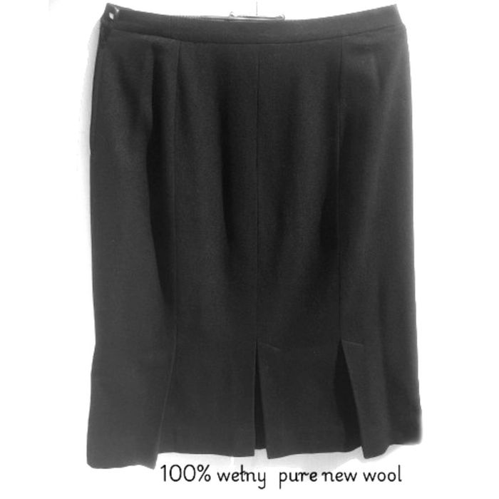 Wełniana 100% wełny dziewiczej elegancka spódnica ołówkowa midi r. 46