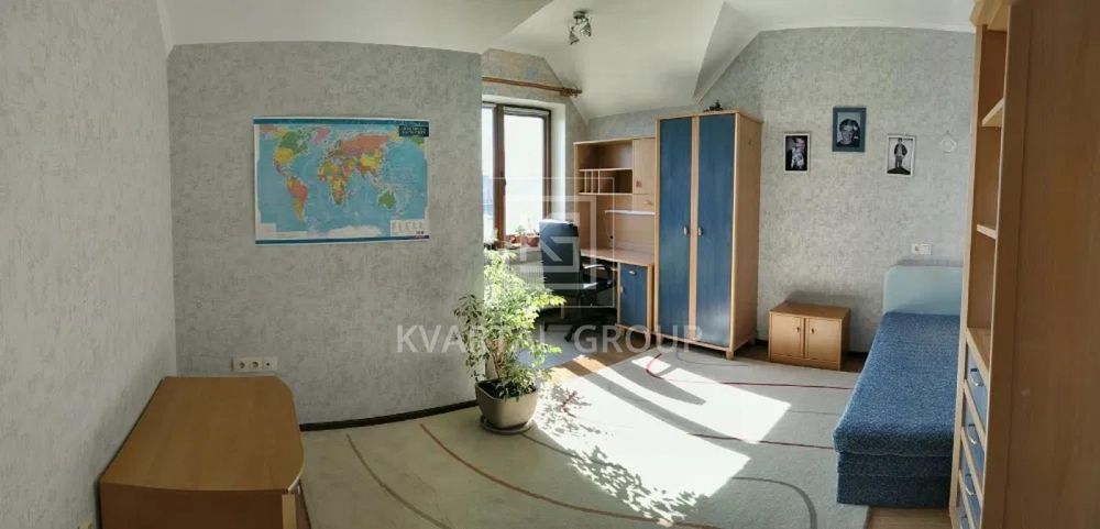 Продам два будинки за ціною одного!