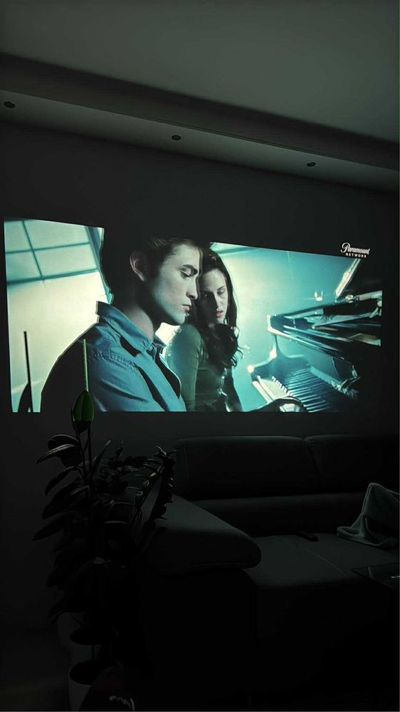 Projektor Philips Neopix 530, Full HD, Gwarnacja 24 msc. Rzutnik