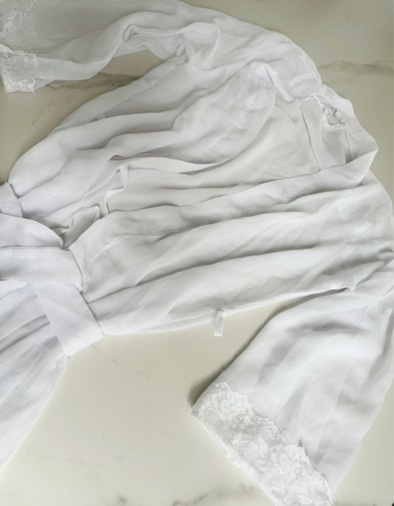 Biały długi szlafrok szyfonowy ByShelly narzutka na strój pareo C