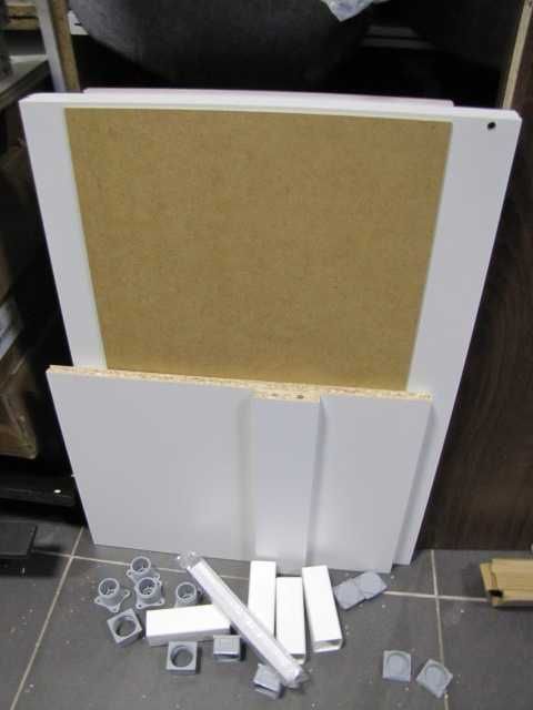 Szafka kuchenna modułowa do zabudowy z drzwiami Berlioz