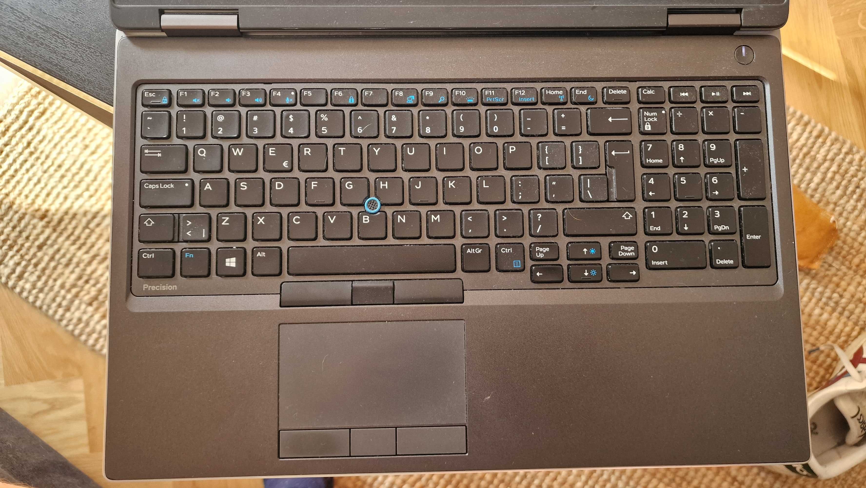 Dell Precision 7540 | i7-9850H | 32 GB RAM | Quadro T1000 | 1 TB SSD
