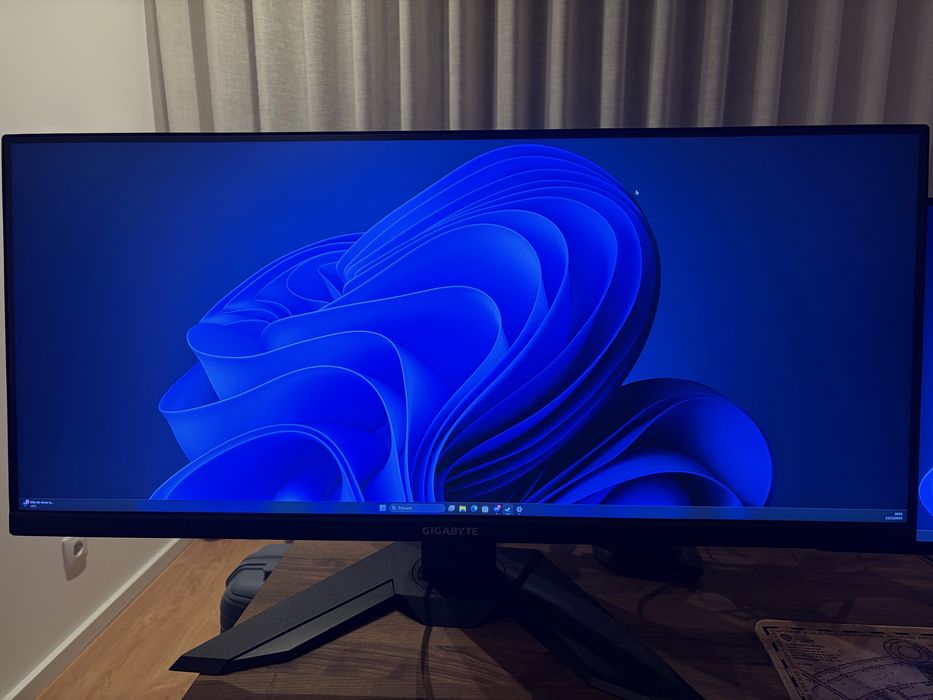 Monitor Gigabyte M34WQ