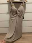 Nowa sukienka, elegancka, szykowna. Rozmiar M