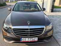 Mercedes-Benz Klasa E Mercedes E220 D 4-Matic