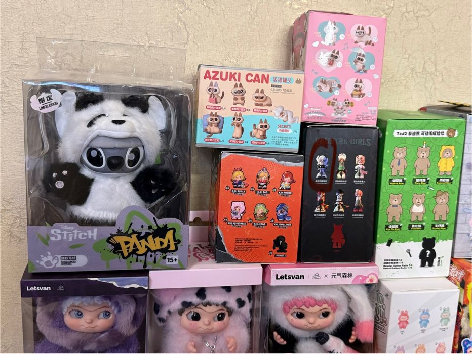 Блайндбокс Blindbox Miniso, POP MART, Wakuku, Azuki, Labubu