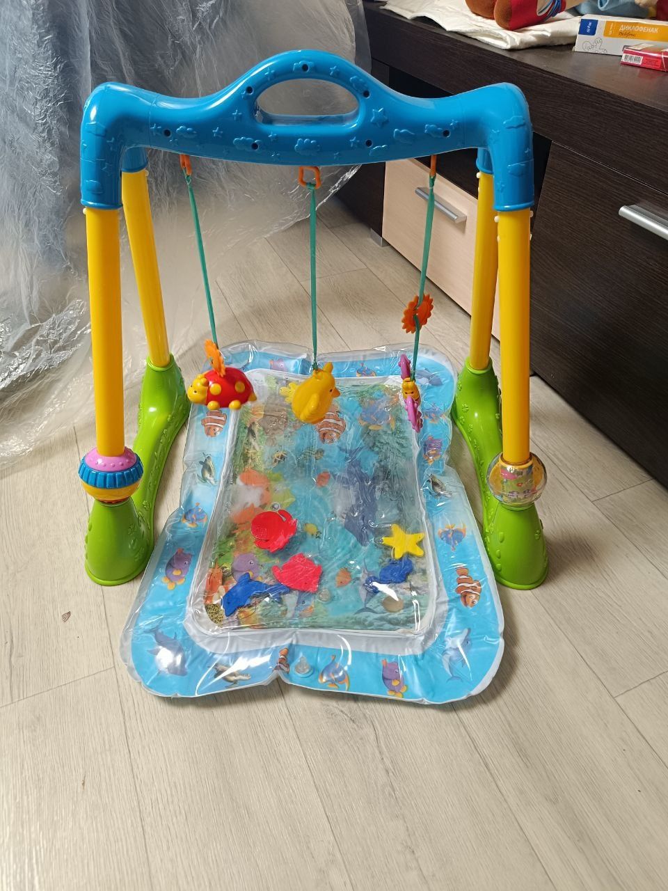 Розвиваючий водяний килимок та ігровий комплекс для малюків