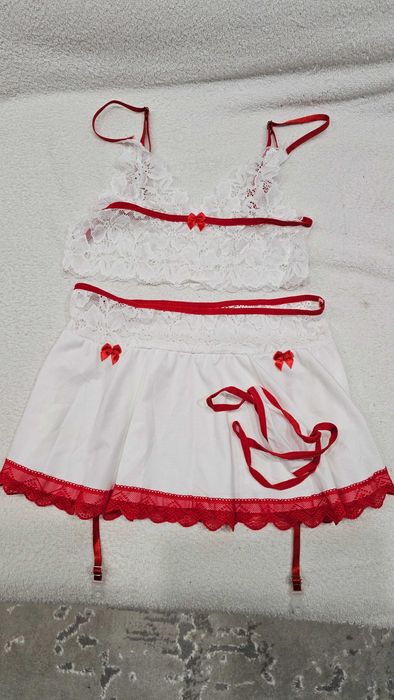 Новий еротичний мереживний костюм