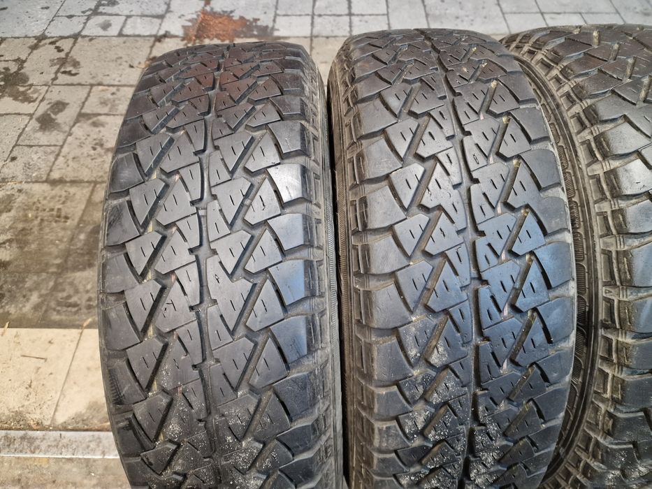 Шины 215/75 R15 Goodyear