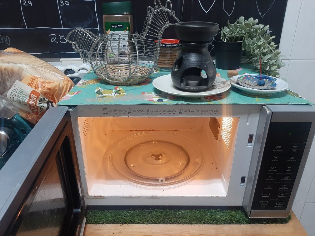 Microondas Whirlpool Cook25