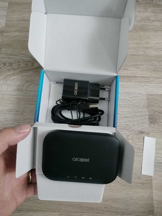 Modem Alcatel  mobilny na karte sim
