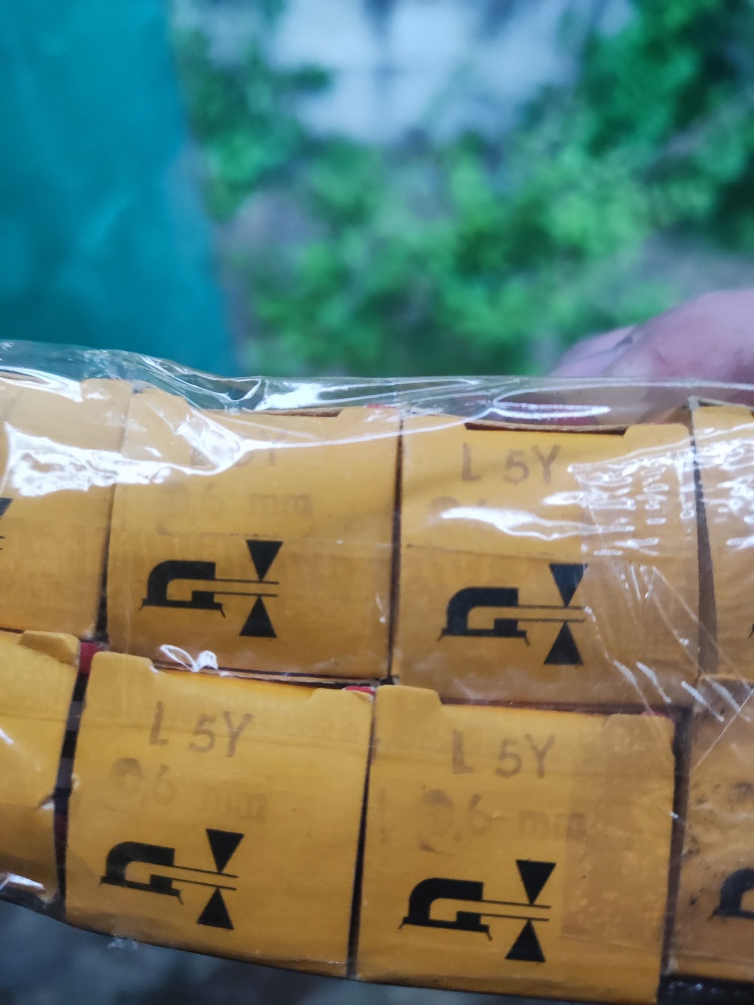 Продам свічки  нові